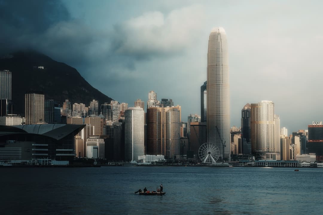 他,把莲花与理学一同种进中国人心底